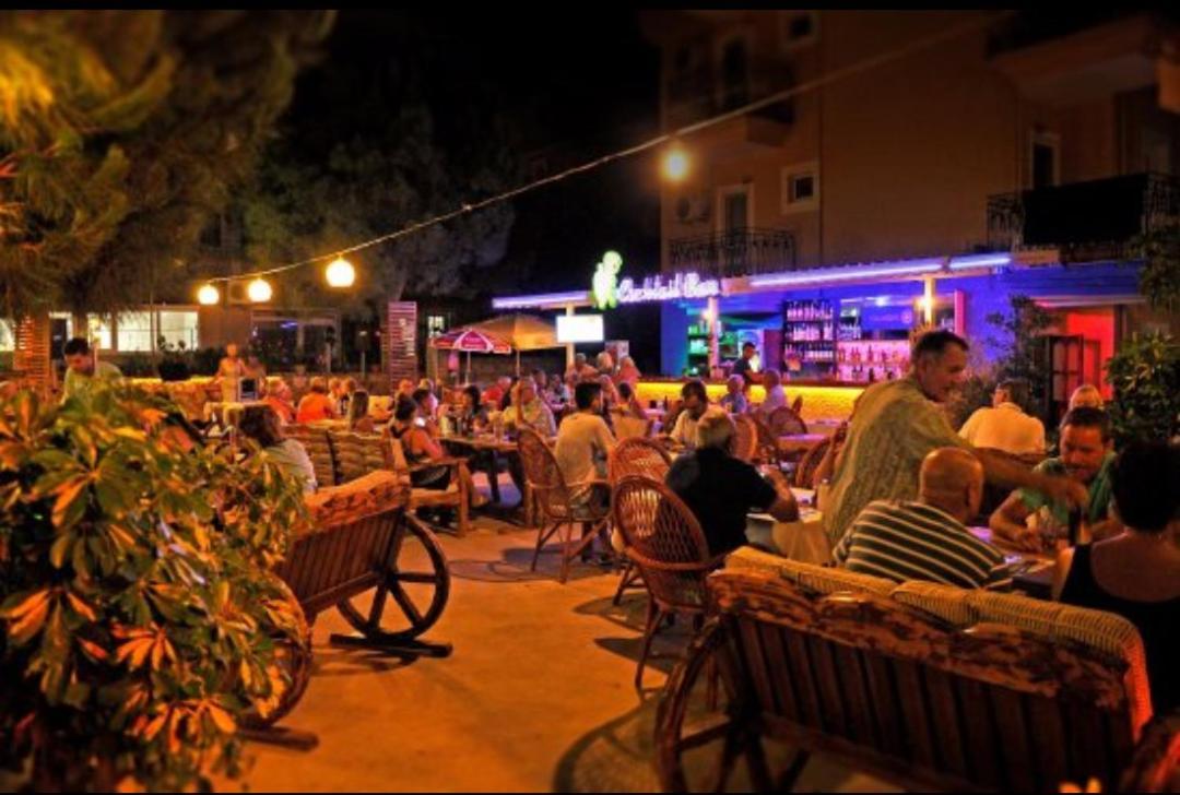 Aparthotel Turtle Apart à Fethiye Extérieur photo